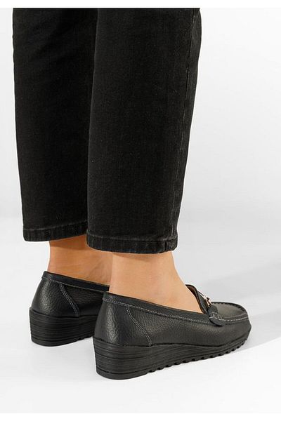 B T Shoes Women's black Fahima platform loafers