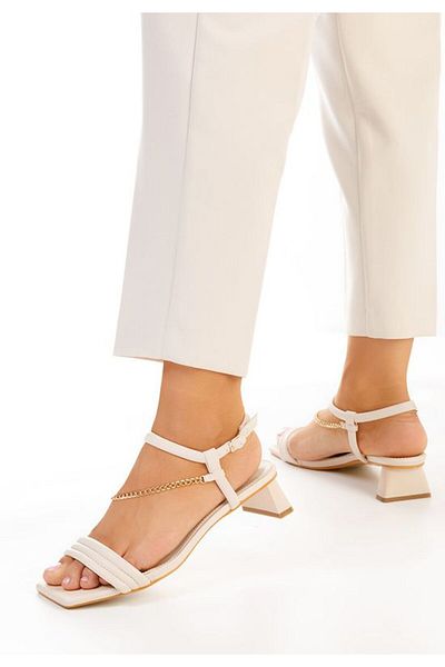 B T Shoes Sandale cu toc mic bej Ellenne