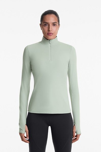 Oysho Performance base layers mid tech top