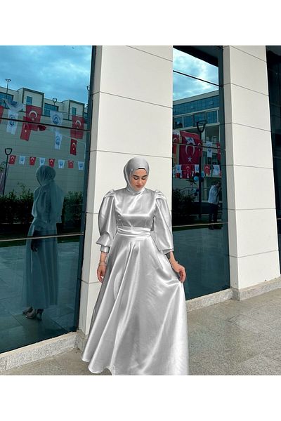 BYATEİLER Γκρι βραδινό φόρεμα Bella Hijab