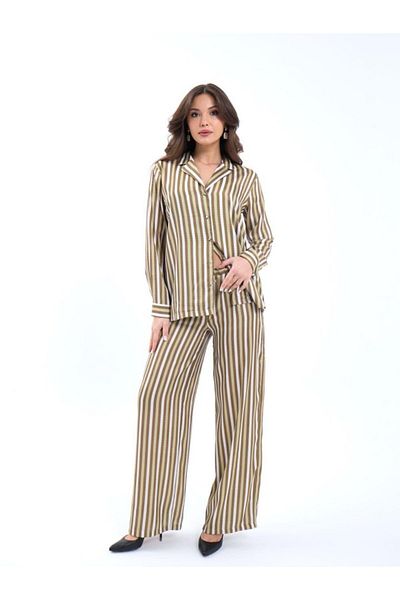 leyla sanat sanata yeni bir bakış açısı Two Piece Sets - Regular fit