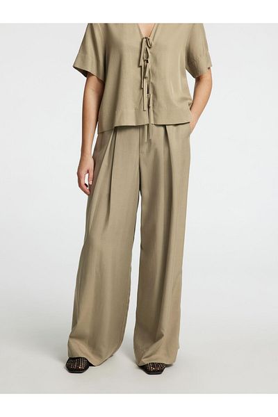 Selected Femme Hose mit weitem Bein Mid Waist