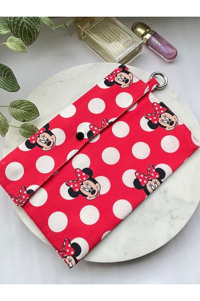 By Selen Suyolcu Многофункционална чанта за грим и пътуване с подплата, модел Clutch
