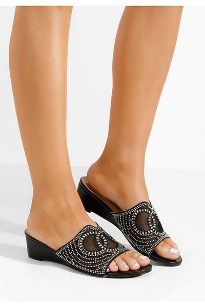 B T Shoes Alaura black orthopedic slippers