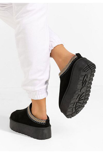 B T Shoes Papuci cu platformă Esmie negri