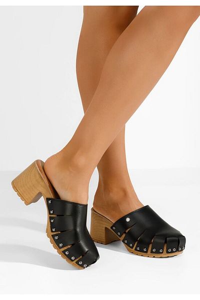B T Shoes Women's Vaida platform clogs in black