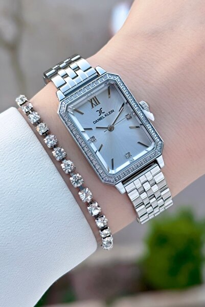 Daniel Klein Gri Renk Ayarlanabilir Kordonlu Kadın Kol Saati Ve Bileklik