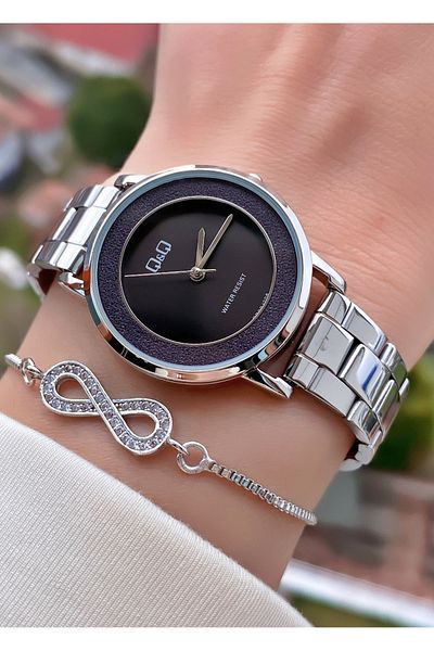 Q&Q Silver Color Women's Wristwatch - Bracelet