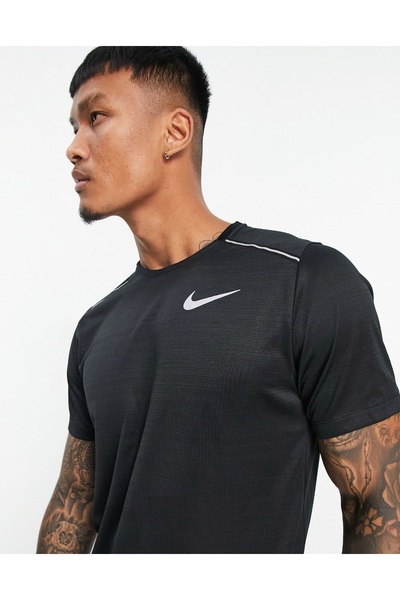 Nike Dri-fıt Miler Kısa Kollu Erkek Koşu Üstü
