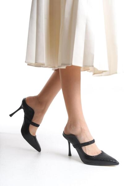 Preshley Women's Mavera Black Patent Leather 9 cm Thin Heeled Pointed Toe Open Back Design Stiletto