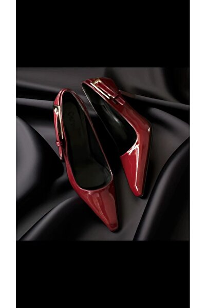 carweza Pantofi de damă cu toc cu cataramă laterală din piele lăcuită Vivi Bu...