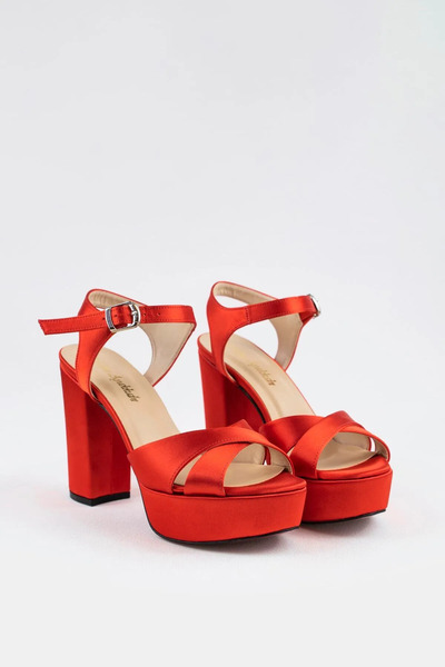 Şahnur 12 cm Yüksek Kalın Topkulu Saten Abiye Kadın Ayakkabı