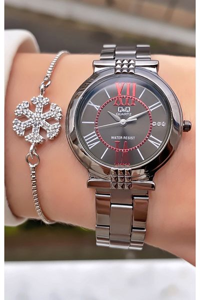 Q&Q Black Color 2 Years Warranty Steel Cord Small Case Women Wrist Watch - Bracelet