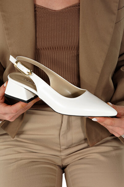 Ayakkabı Podyumum '' NAZLI '' جلد أبيض بمقدمة مدببة مفتوح من الخلف كعب سميك 3...