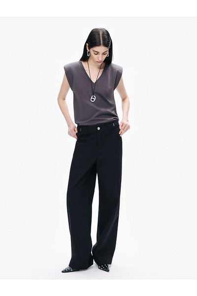 Nocturne V-Neck Padded T-Shirt