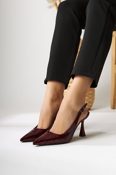 Limoya Pantofi de damă cu toc închis în față cu crocodil Burgundy Zamira