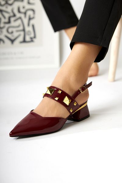 Limoya Nicoline Burgundy Patent Leather Pointed Toe Pyramid Studded Thick Strap Short Heeled Women's Shoes