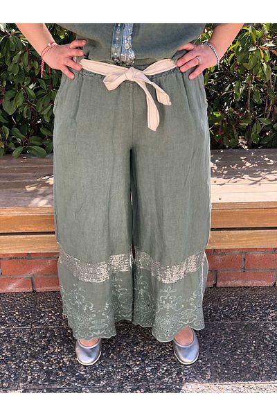 BAKTAGÖR Elegant Linen Pants