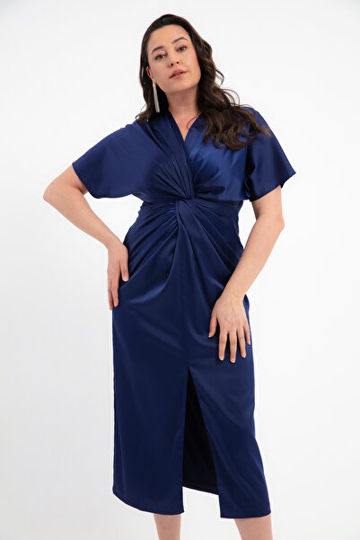 Lafaba Women's Navy Blue Knot Detail Midi Plus Size Satin Dress