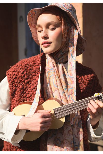 Fresh Laura Deniz Silk Crepe Shawl Peach