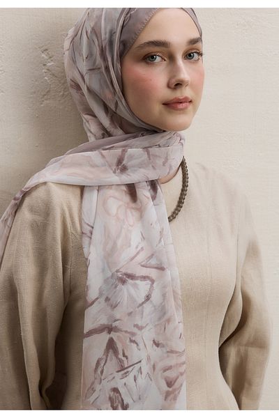Fresh Margot Pattern Silk Crepe Shawl Beige