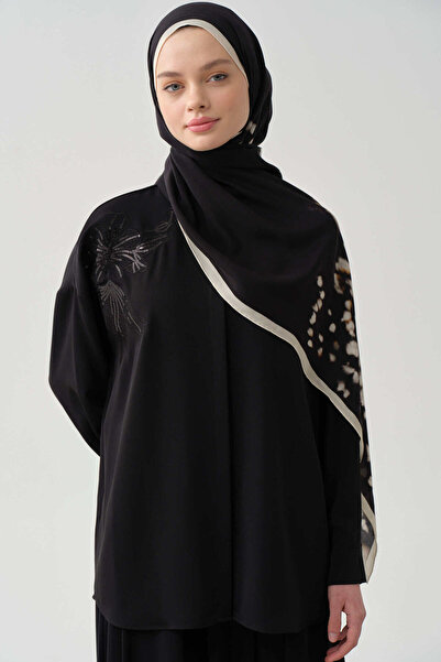 Tuğba Aplike Dantel Üzeri İşlemeli Gömlek - Siyah