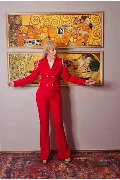 NILOO Women's New Season Detailed Suit