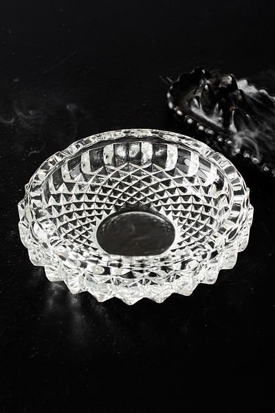 Porsima Klk-04 Crystal Glass Round Ashtray - Transparent Luxury Ash Tray 13 cm