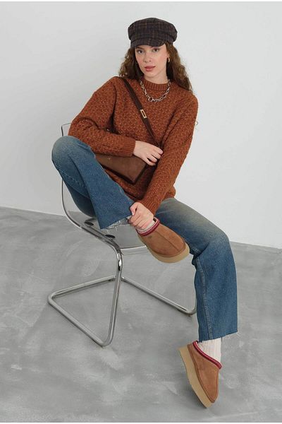 HEQA Spider Braided - Sweater and Tile