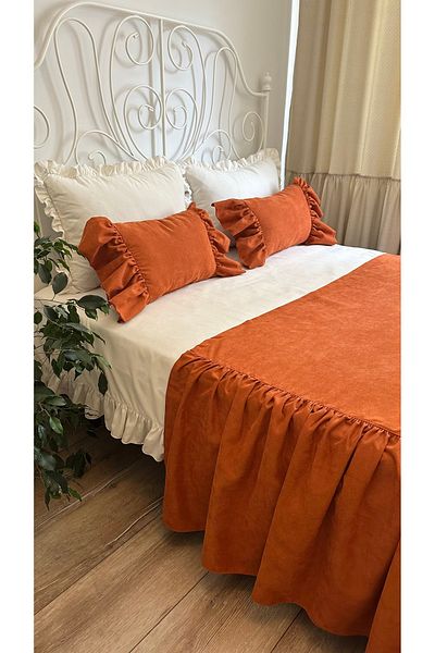 Decamor home Tile Frilly Bed Runner and Filled Throw Pillow Set Double