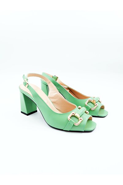 Tenau Pantofi cu toc de damă din piele naturală