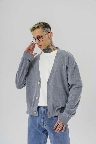 go gang own Gentleman Button Detailed Cardigan