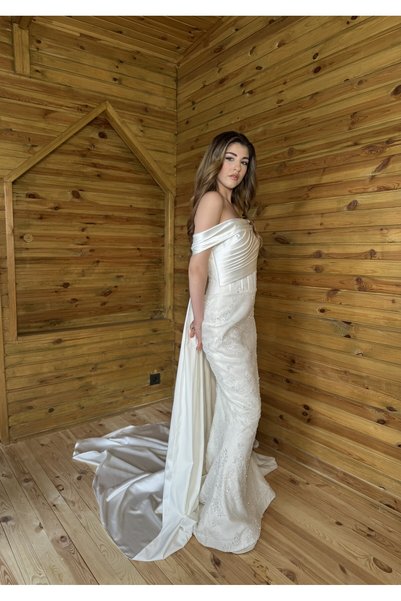 Emodaist Satin Draped Wedding Dress