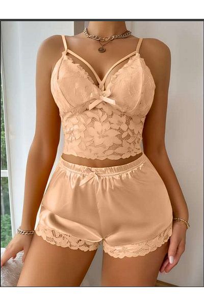 Bleu Petite Set pijama din țesătură din satin cu modele florale cu pantaloni scurți