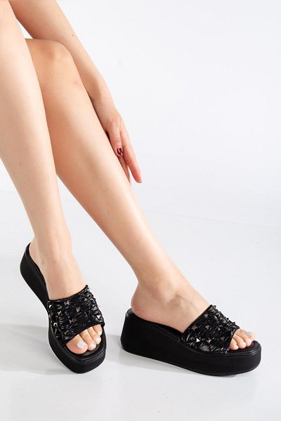 SUİNS SHOES شبشب Suins Wanda Model مع ملحقات أساسية