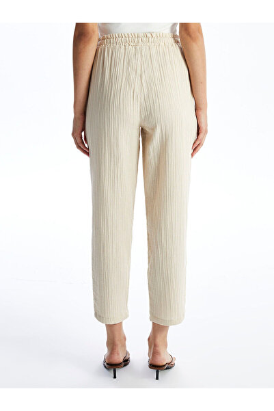 LC Waikiki LCW elasztikus derék, kényelmes szabású női nadrág