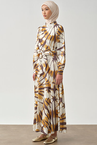 Tuğba Pile Ve Büzgü Detaylı Desenli Elbise - Hardal