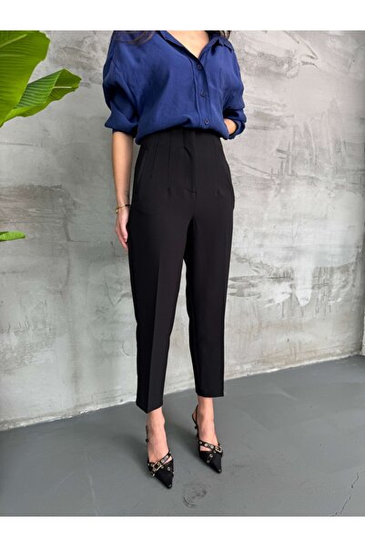 Elif Özbey Butik Siyah Pensli Havuç Pantolon