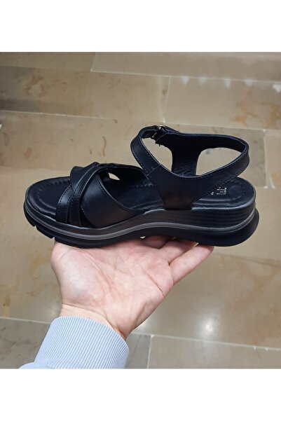 ENZO KADIN İÇİ-DIŞI HAKİKİ DERİ ANATOMİK TABAN PLATFORM DOLGU TOPUKLU AÇIK AYAKKABI