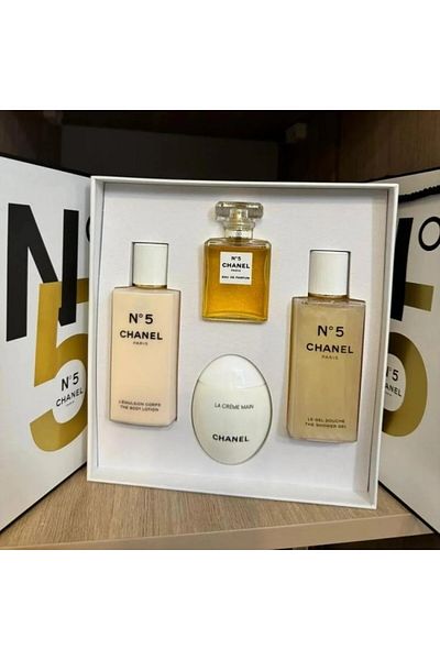Chanel Chanel N5 set with accessories