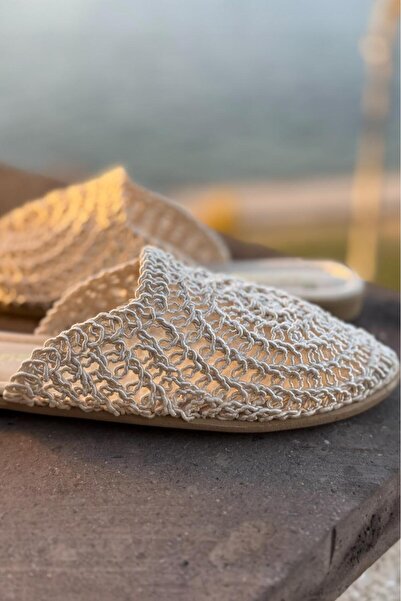 Melissa Boutique Women's Cream Straw Knitted Flat Sole Summer Slippers