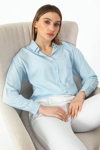 Nuevo Cămașă din viscoză țesută cu o singură buzunar Baby Blue