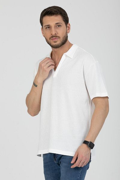Store Men's 100% Cotton V-Neck T-Shirt - Relaxed Fit, Ideal for Casual
