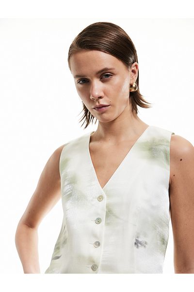 Koton V-Neck Sleeveless Buttoned Tie-Dye Patterned Satin Vest