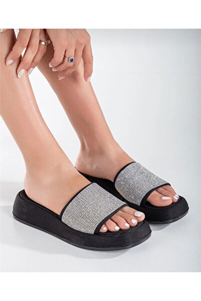 homiro Papuci de damă cu detalii cu piatră neagră