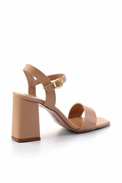 Bambi Nude Women's Classic Heeled Shoes K05233007909
