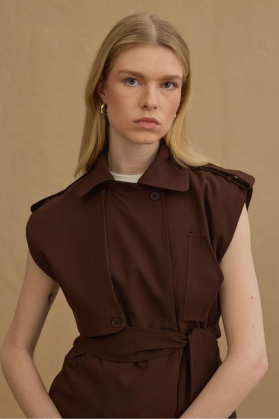 Fahhar Brown Crop Vest