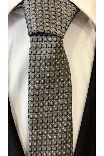 Dearmise Premium Tie & Handkerchief with Gray Patterned Gift Box