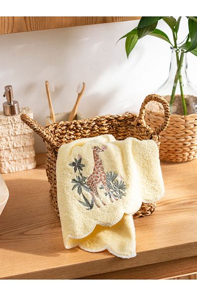 LC Waikiki Lcw Giraffe Embroidered Cotton Face Towel 50X80 cm