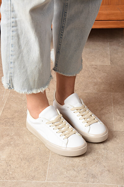 SHOESTEP حذاء رياضي نسائي كاجوال من LENA بنعل مريح مع تفاصيل الجزء الخلفي